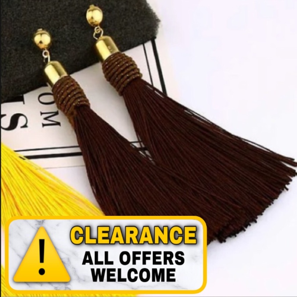 🔴5/$15⚠️𝗖𝗟𝗘𝗔𝗥𝗔𝗡𝗖𝗘⚠️Brown Earrings NEW - Picture 1 of 7